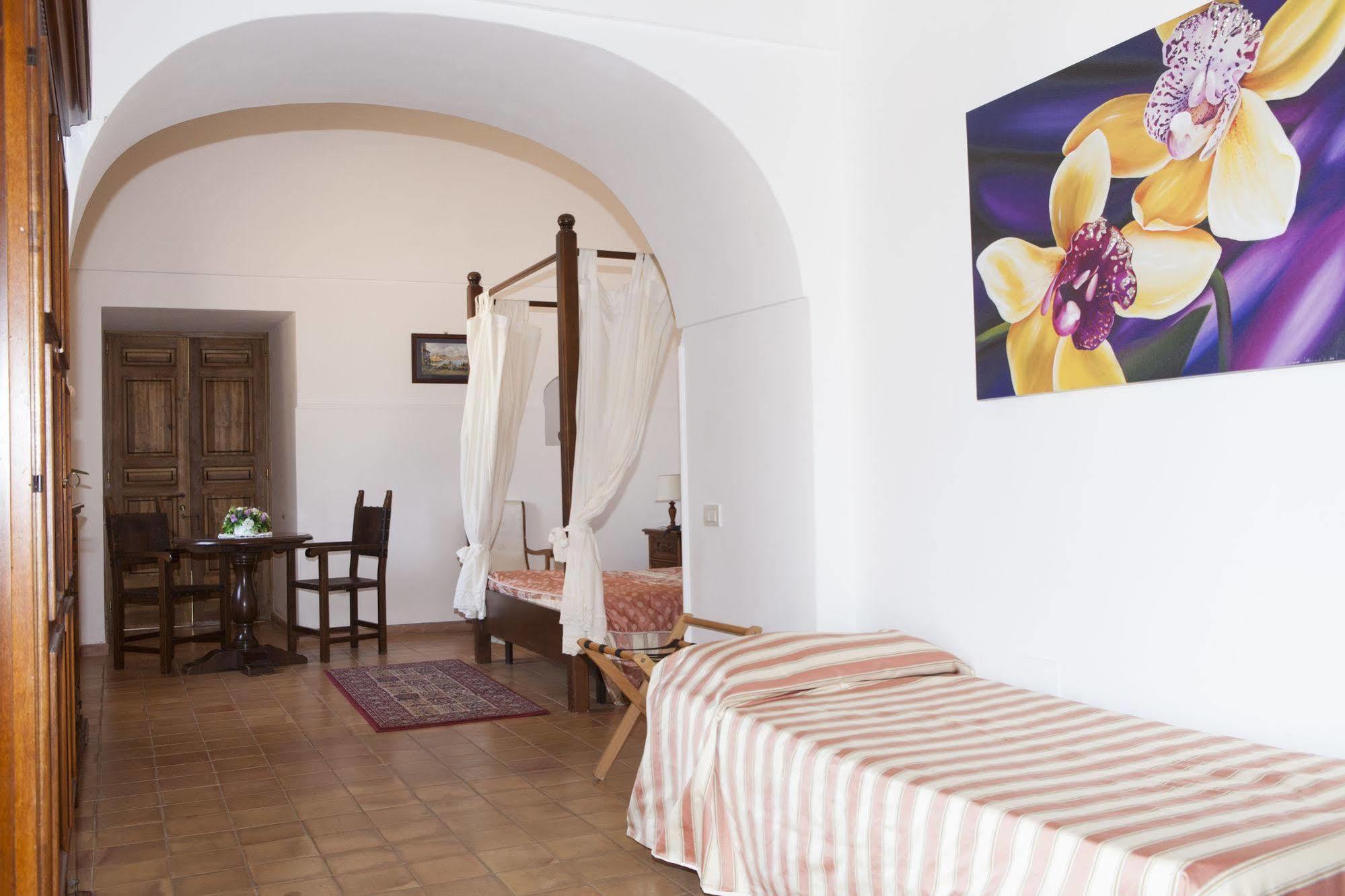 Villa Della Porta - Dimora Storica Вико Екуензе Екстериор снимка
