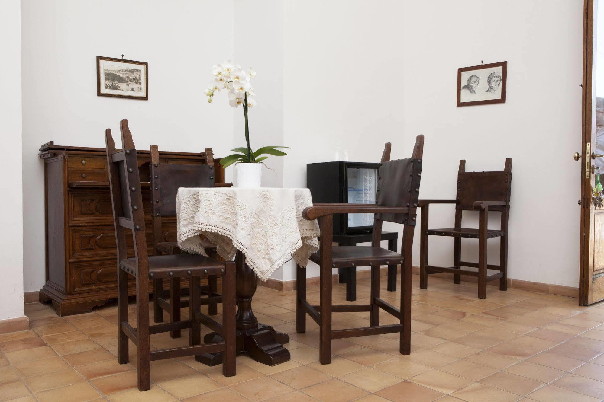 Villa Della Porta - Dimora Storica Вико Екуензе Екстериор снимка